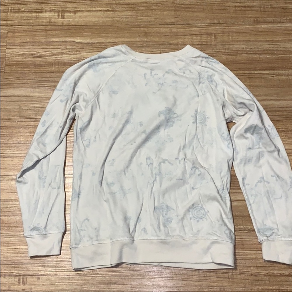 The Lion King Reversible Shirt - Picture 3 of 6